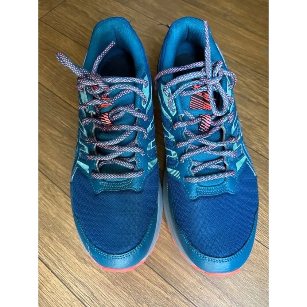Women’s 11 ASICS Trail Scout 2 running shoes in teal and coral